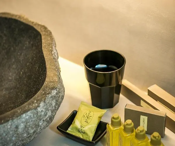 里欧马里斯酒店 4*