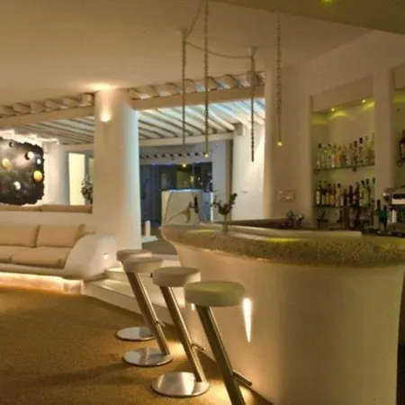 里欧马里斯酒店 4* Mykonos Town